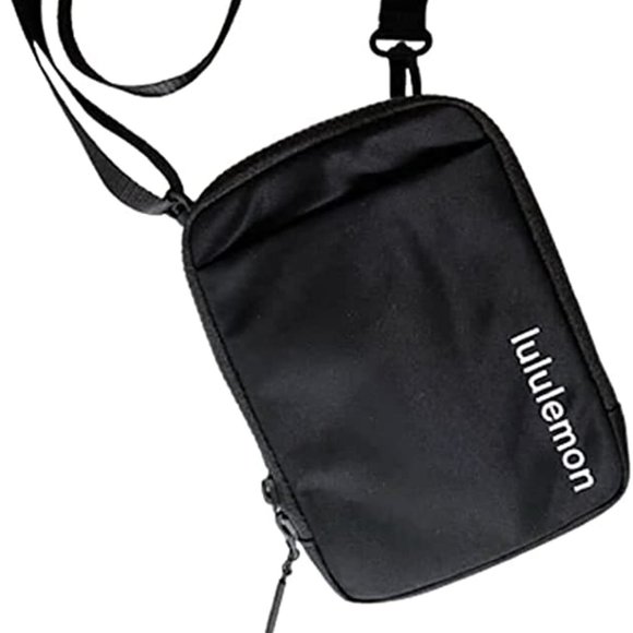 NEW lululemon athletic Access Crossbody Bag Fanny Pack Black White Logo Purse - Picture 2 of 8